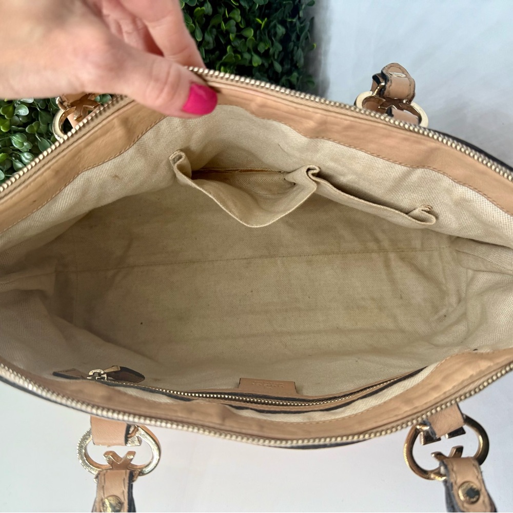 A- condition Gucci light pink leather Lovely Heart-Shaped tote bag + COA - Picture 8 of 10